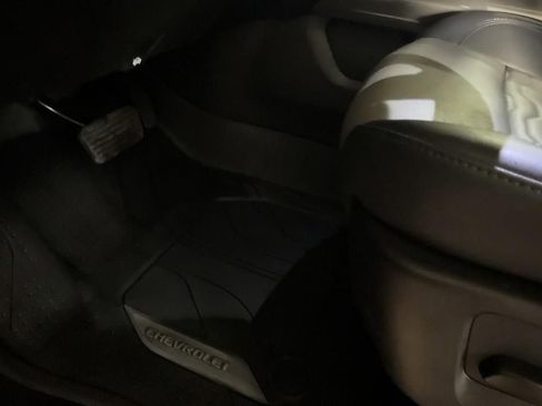 Used 2025 Chevrolet Silverado 1500 ZR2 w/ Dark Appearance Package image 28