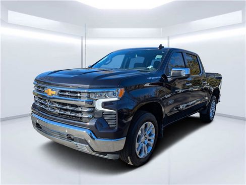 Used 2024 Chevrolet Silverado 1500 LTZ image 7