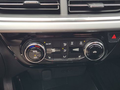 New 2026 Chevrolet Trax LT w/ Driver Confidence Package image 13