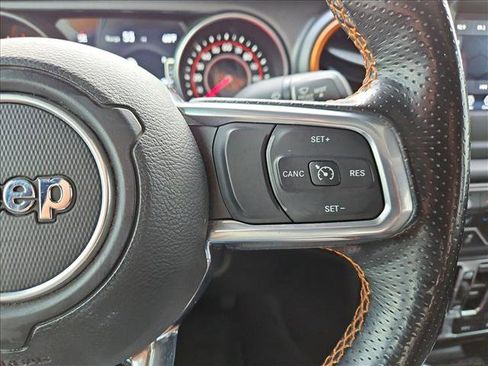 Used 2021 Jeep Gladiator Mojave w/ LED Lighting Group image 15