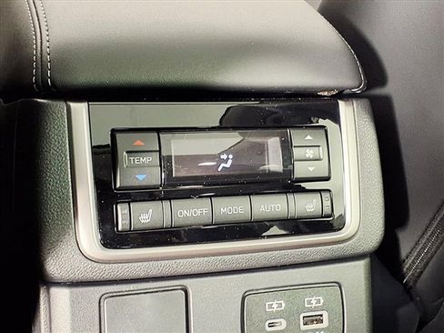 New 2026 Subaru Ascent Limited image 6