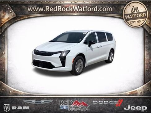 New 2027 Chrysler Pacifica Select AWD/4WD image 1