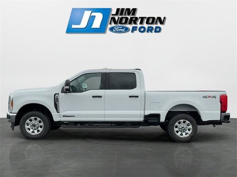 Used 2024 Ford F250 XLT image 6