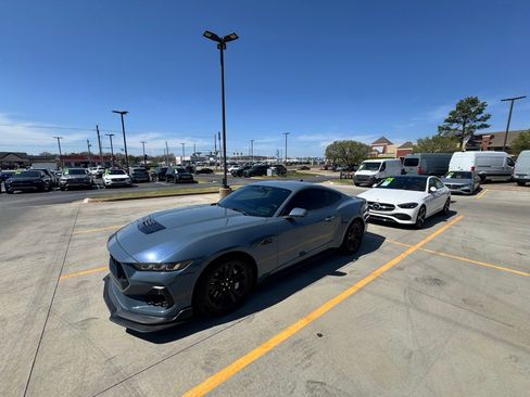 Used 2024 Ford Mustang GT image 9