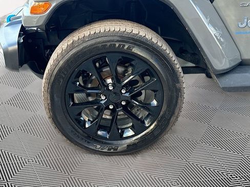 Used 2023 Jeep Wrangler Unlimited Sahara w/ Cold Weather Group image 34