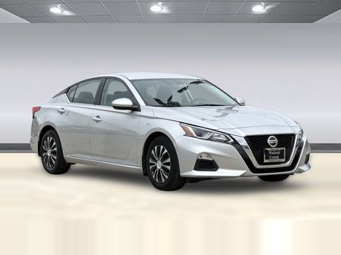 Used 2020 Nissan Altima 2.5 S FWD image 7