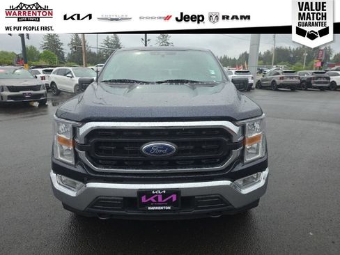 Used 2022 Ford F150 XLT w/ Trailer Tow Package AWD/4WD image 7
