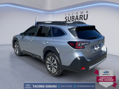 Used 2025 Subaru Outback Limited AWD/4WD image 3