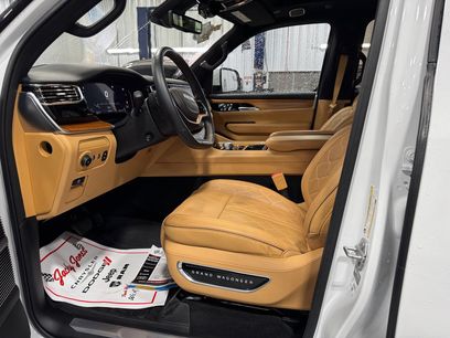 Used 2022 Jeep Grand Wagoneer Series III w/ Rear Seat Video Group 1