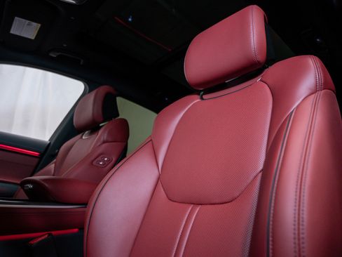 New 2026 Genesis GV70 3.5T Sport Advanced image 18