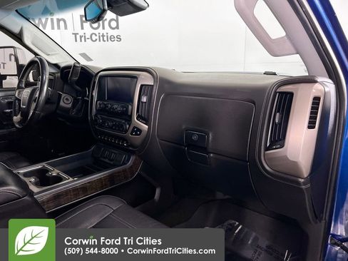 Used 2016 GMC Sierra 2500 Denali w/ Duramax Plus Package image 30