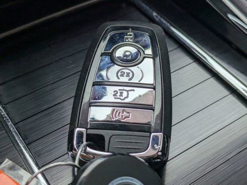 Used 2021 Lincoln Aviator AWD w/ Elements Package image 31