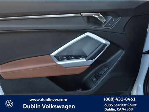 Used 2023 Audi Q3 2.0T Premium w/ Convenience Package image 10