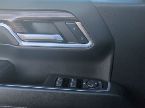 Used 2024 Chevrolet Silverado 1500 LT Trail Boss w/ Protection Package image 24