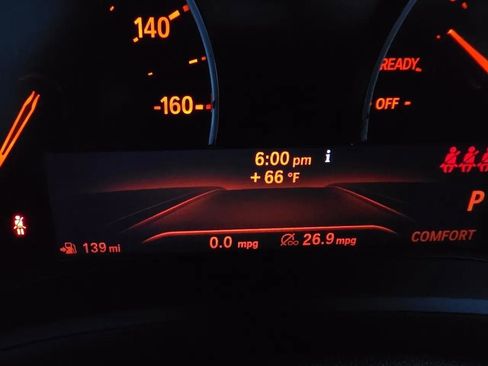 Used 2019 BMW 330i xDrive 330i xDrive w/ Driving Assistance Package image 51