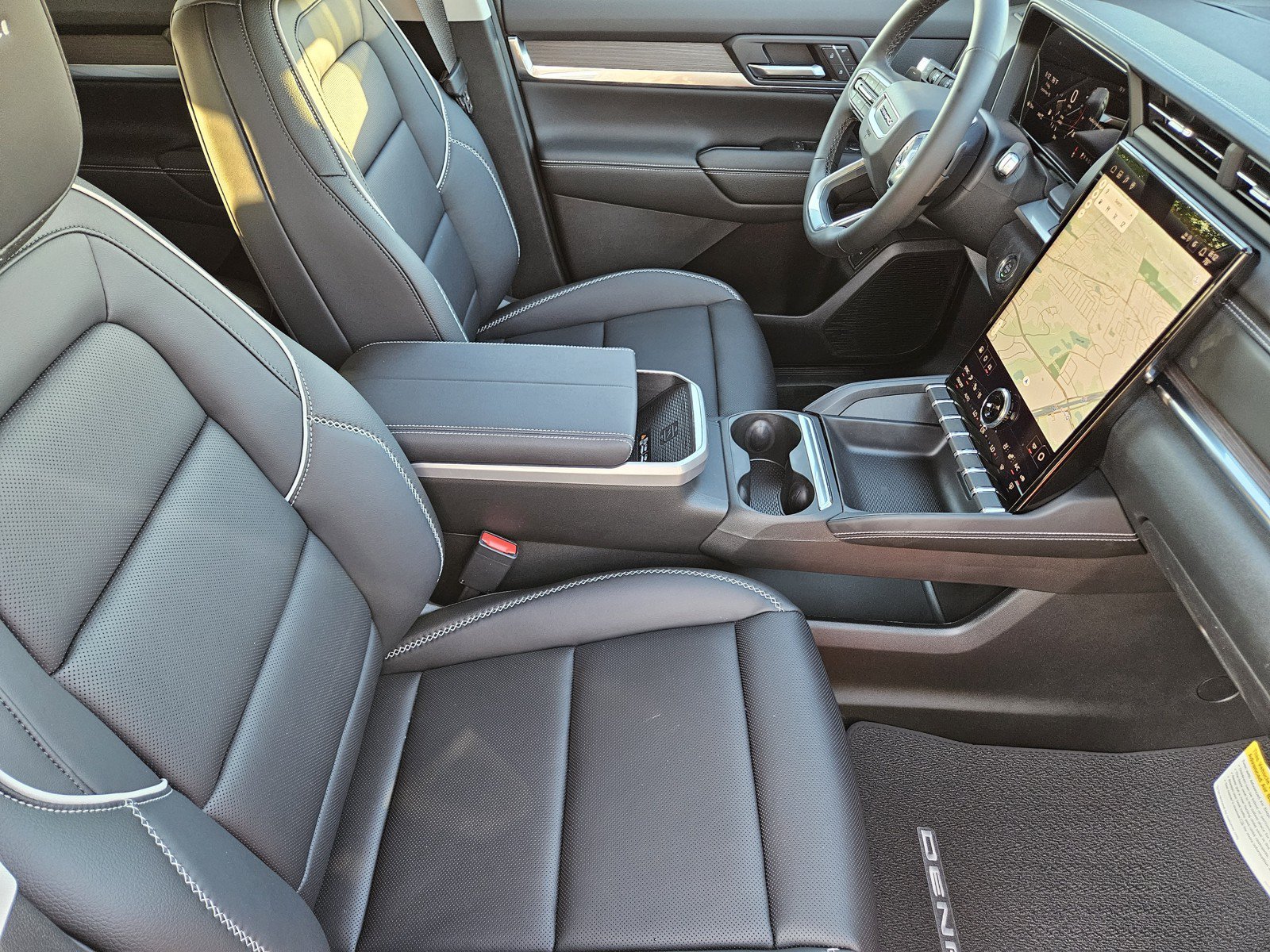 New 2027 GMC Terrain Denali AWD/4WD image 10