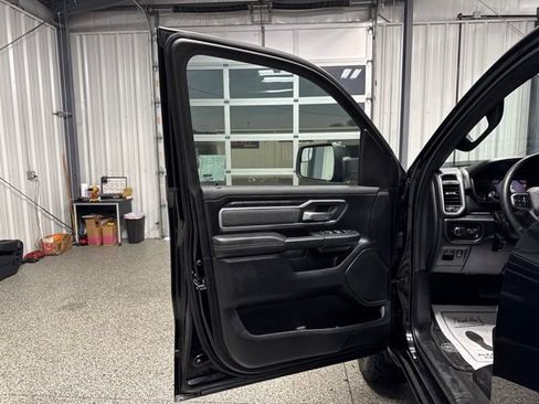 Used 2019 RAM 1500 Big Horn AWD/4WD image 7