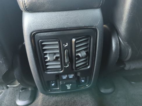 Used 2018 Jeep Grand Cherokee High Altitude image 31