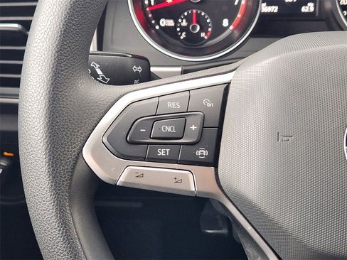 Used 2020 Volkswagen Atlas Cross Sport S image 27