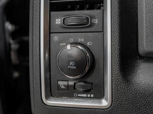 Used 2018 RAM 1500 Lone Star RWD image 27
