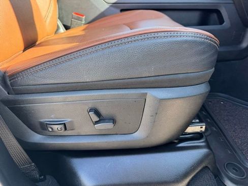 Used 2023 RAM 3500 Limited image 28