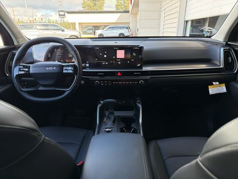 New 2026 Kia Sorento EX AWD/4WD image 17