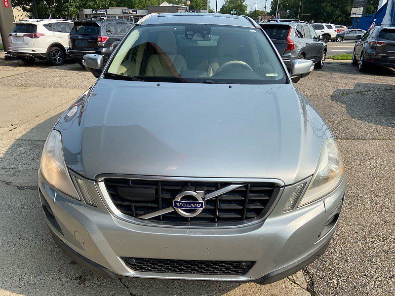 Used 2010 Volvo XC60 T6 AWD/4WD image 7