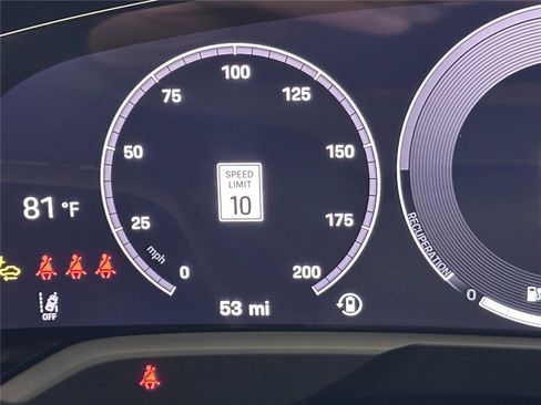 New 2025 Porsche Taycan image 25