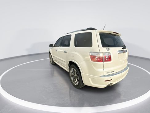 Used 2011 GMC Acadia Denali image 6