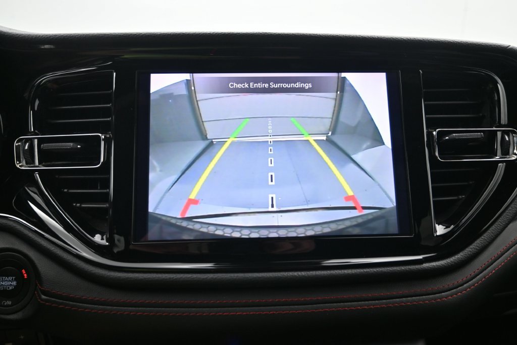 Used 2024 Dodge Durango GT RWD image 17
