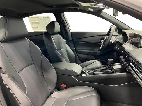 New 2025 Honda Accord Sport image 30