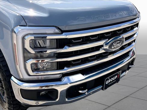 Used 2024 Ford F250 King Ranch w/ Tremor Off-Road Package AWD/4WD image 32