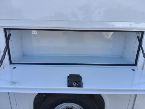 New 2026 Ford E-350 and Econoline 350 Super Duty w/ Power Equipment Group RWD image 18