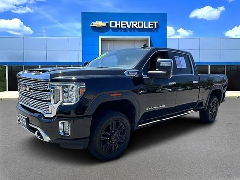 Used 2022 GMC Sierra 2500 Denali w/ Denali Black Diamond Edition AWD/4WD image 7