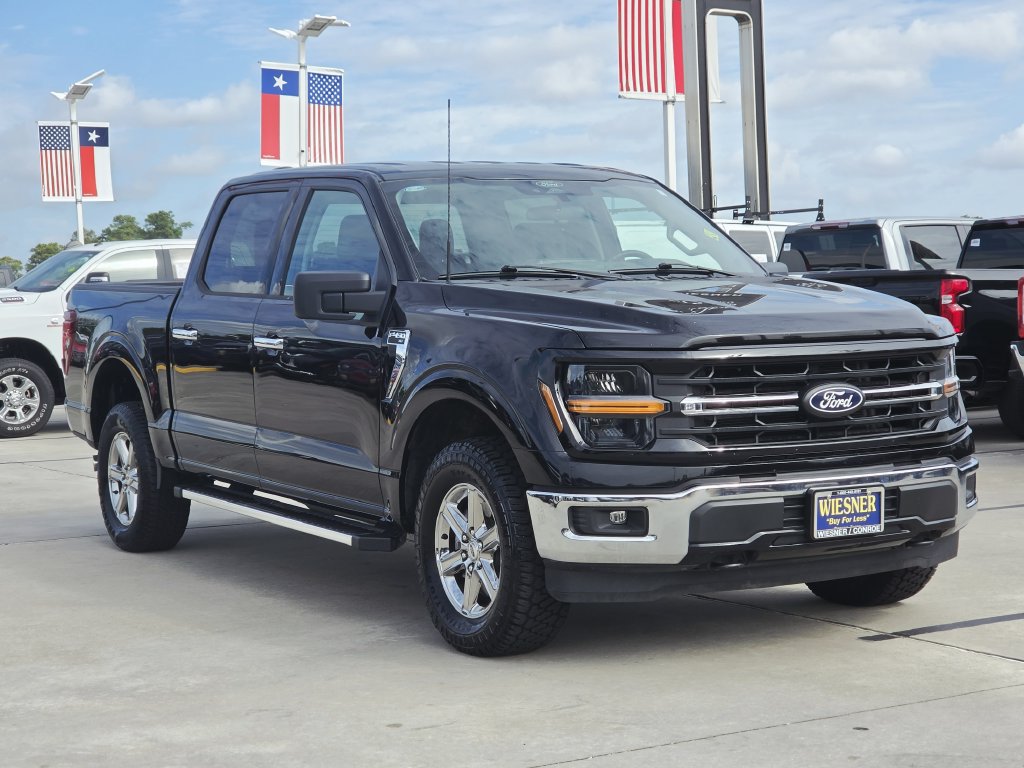 Used 2025 Ford F150 XLT w/ Equipment Group 301A Standard AWD/4WD image 3