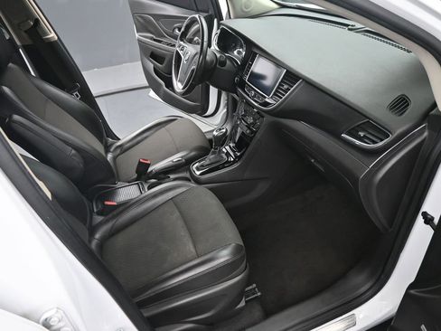 Used 2020 Buick Encore Sport Touring w/ Safety Package image 17