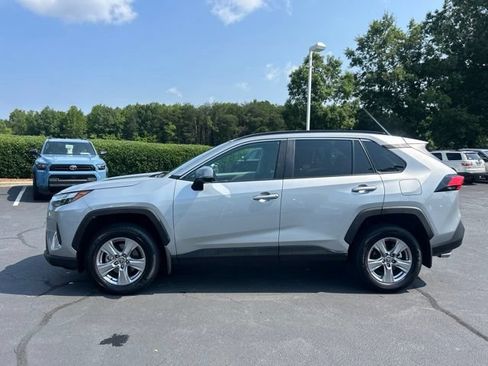 Used 2024 Toyota RAV4 XLE FWD image 12