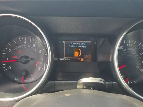 Used 2020 Ford Mustang GT RWD image 5