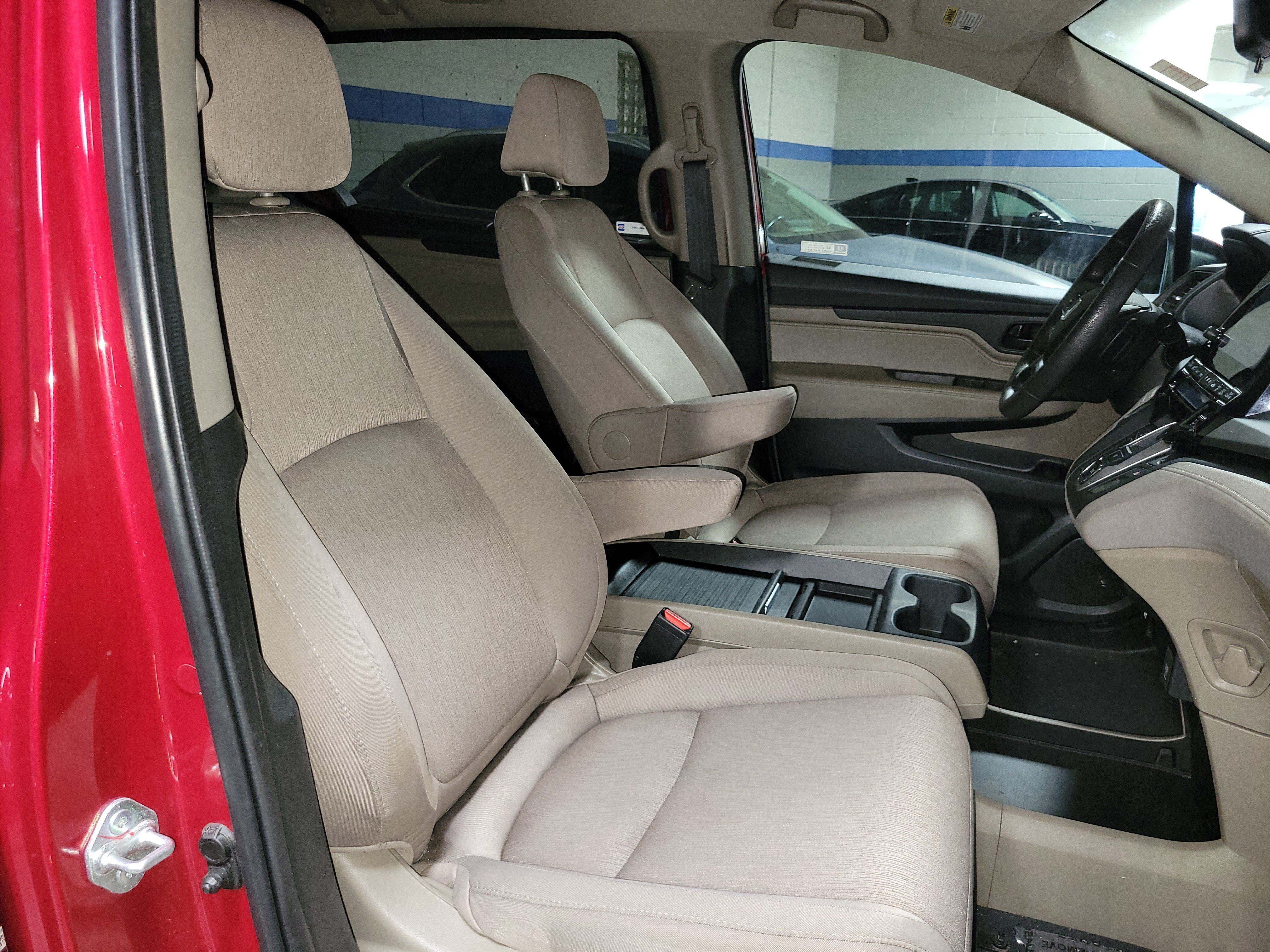 Used 2022 Honda Odyssey EX image 16