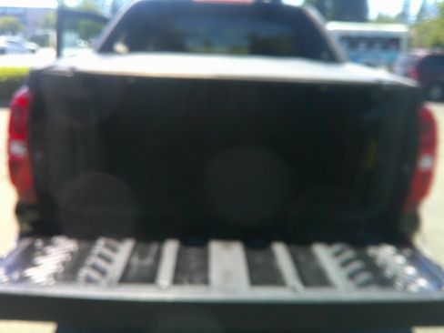 Used 2007 Chevrolet Avalanche LT w/ LT Preferred Equipment Group AWD/4WD image 12