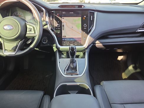 Used 2020 Subaru Outback Limited image 23