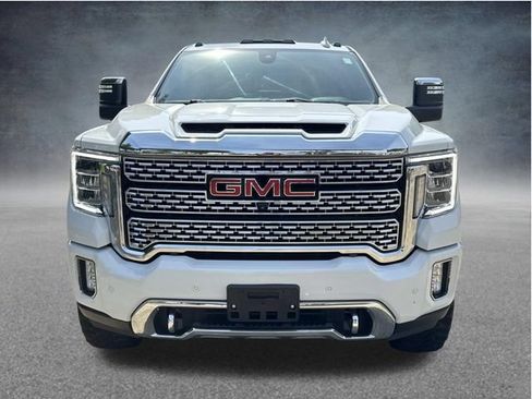 Used 2022 GMC Sierra 2500 Denali AWD/4WD image 2