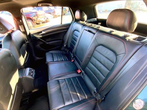 Used 2019 Volkswagen GTI SE image 19