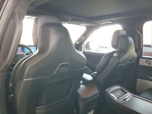 New 2026 Lincoln Navigator L Black Label AWD/4WD image 28
