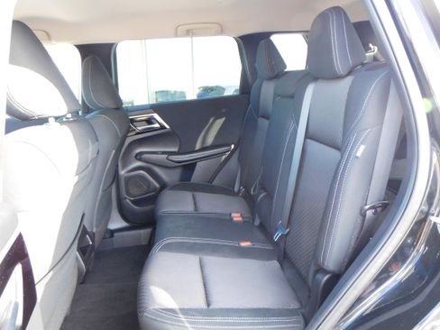 Used 2022 Mitsubishi Outlander ES image 27