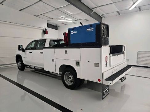 Used 2023 Chevrolet Silverado 3500 W/T w/ WT Fleet Convenience Package AWD/4WD image 8