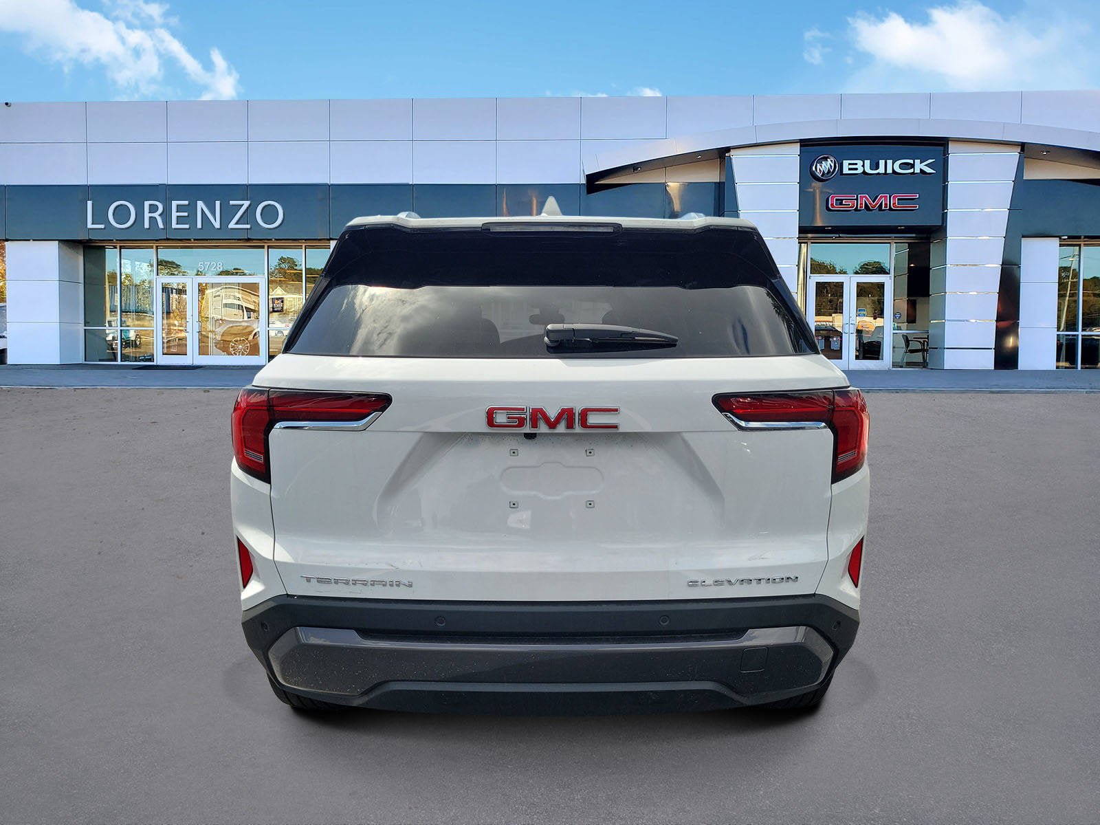 New 2027 GMC Terrain Elevation w/ Elevation Premium Package FWD image 5