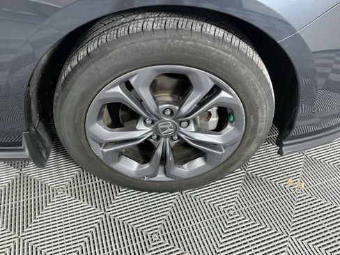 Used 2023 Honda Accord EX image 18