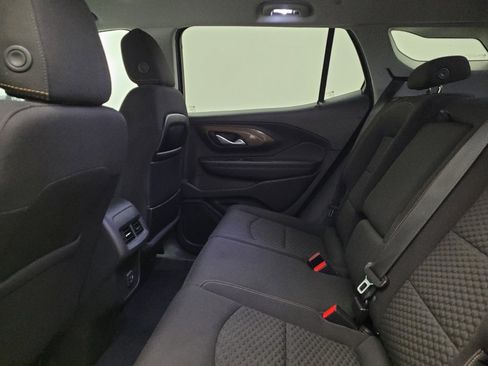 Used 2020 GMC Terrain SLE w/ Driver Convenience Package FWD image 18
