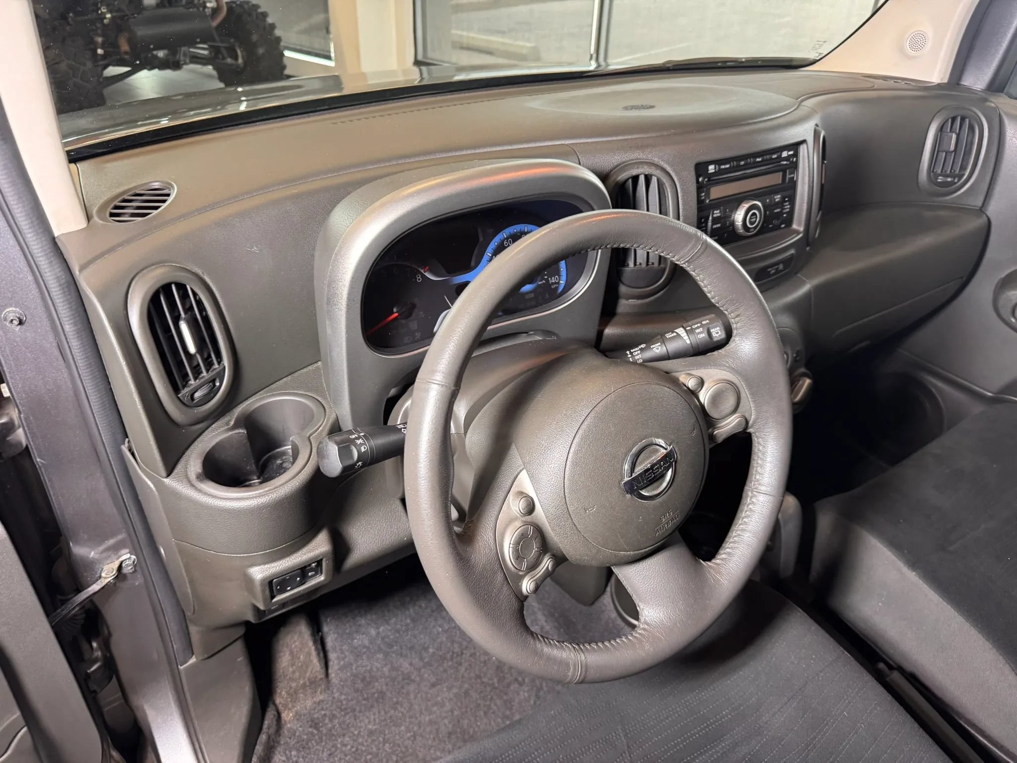 Used 2012 Nissan Cube 1.8 S w/ Interior Designer Pkg FWD image 22